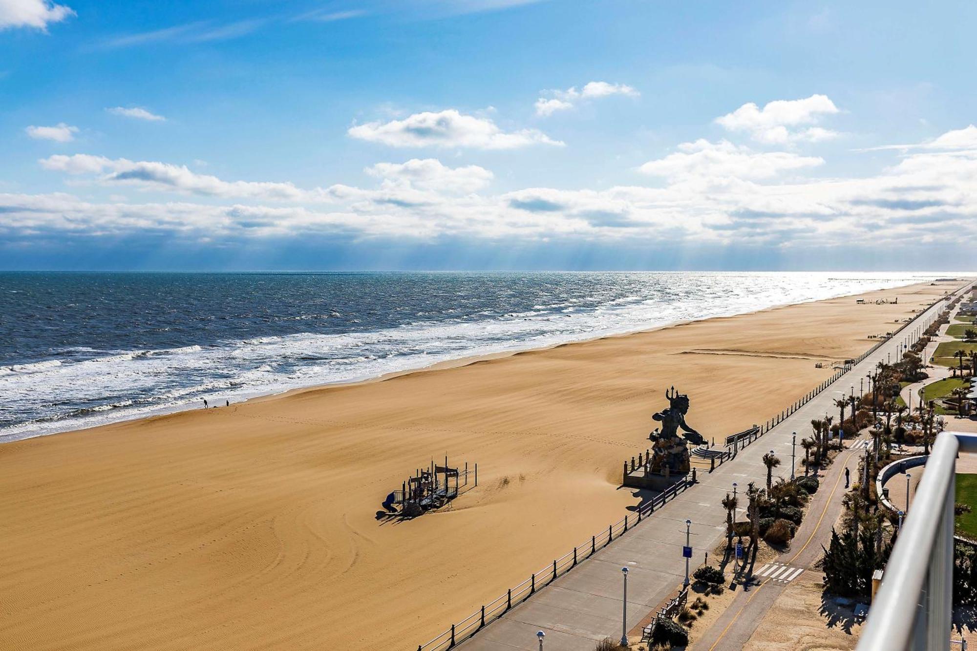Hampton Inn Virginia Beach Oceanfront North Esterno foto