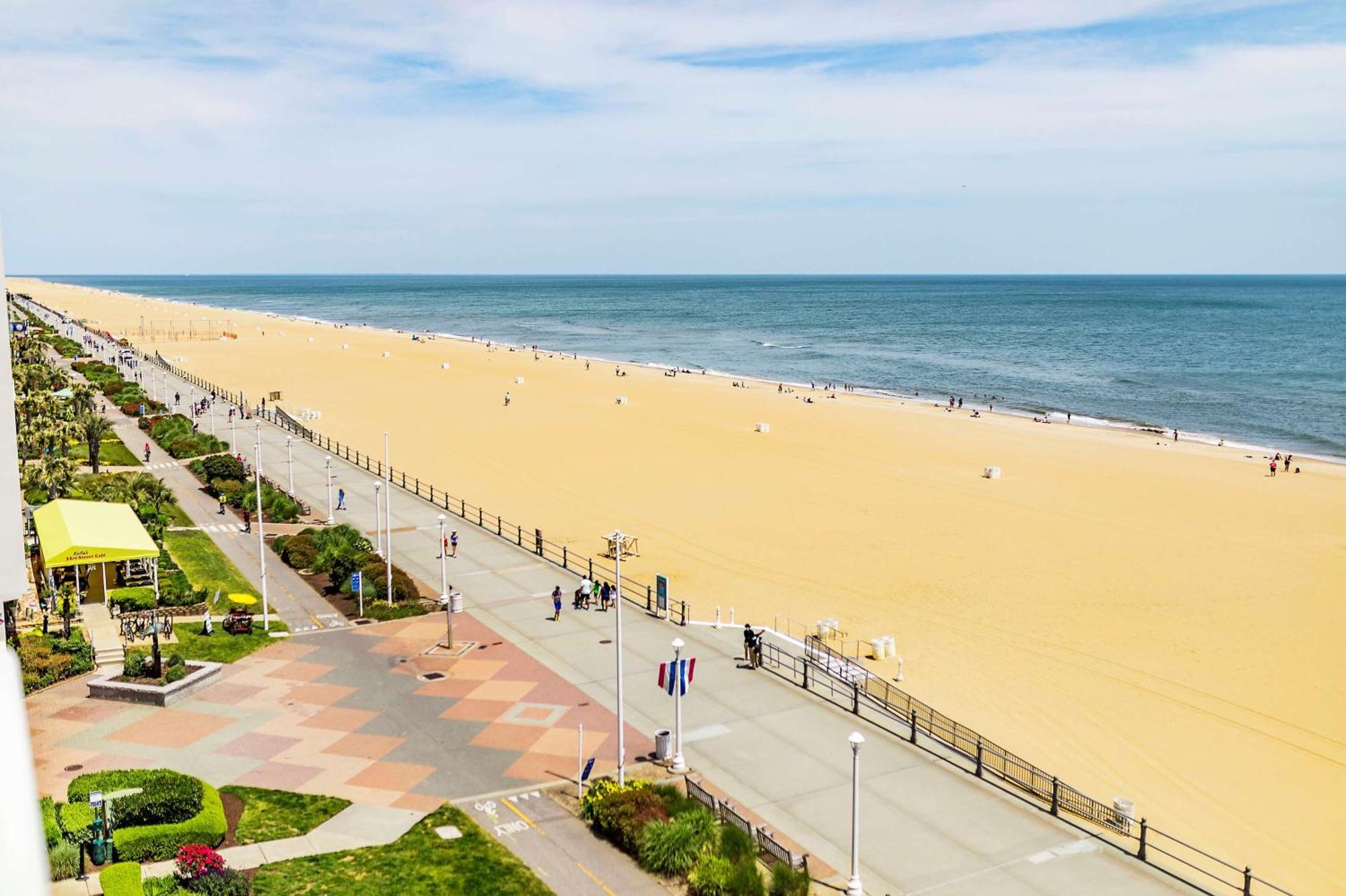 Hampton Inn Virginia Beach Oceanfront North Esterno foto